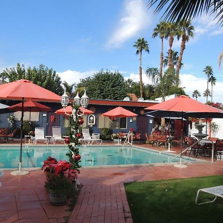 Casa Larrea Inn パーム・デザート エクステリア 写真